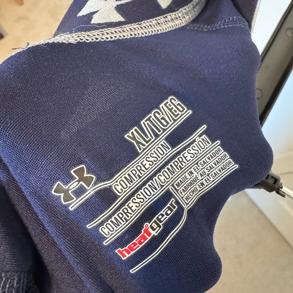 Under Armour Navy HeatGear Compression Tights with Logo - Picture 4 of 4